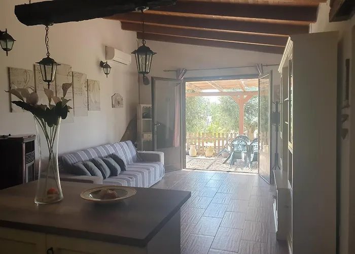 Country House Santa Caterina Di Pittinuri (Sardinia)